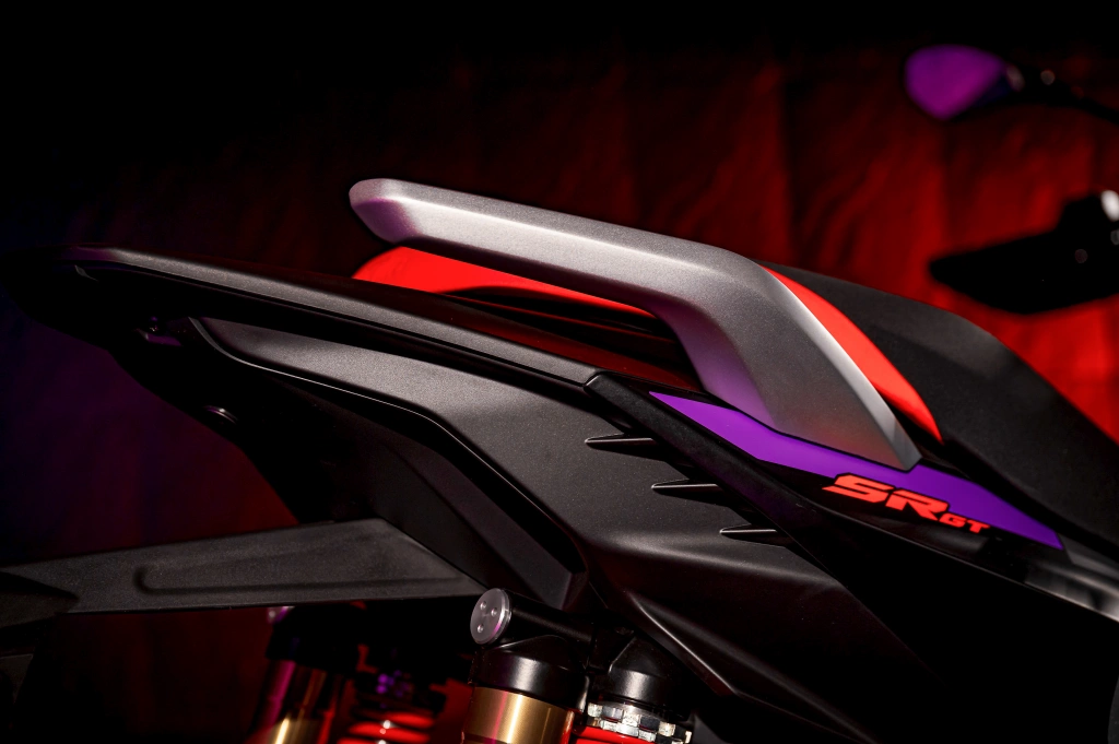 Die Aprilia SR GT 400 Rally Replica ist READY FOR ANYTHING